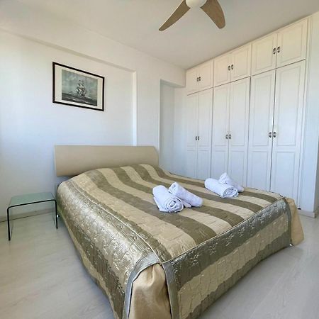 Sea View Suite In Makenzy Ларнака Екстериор снимка